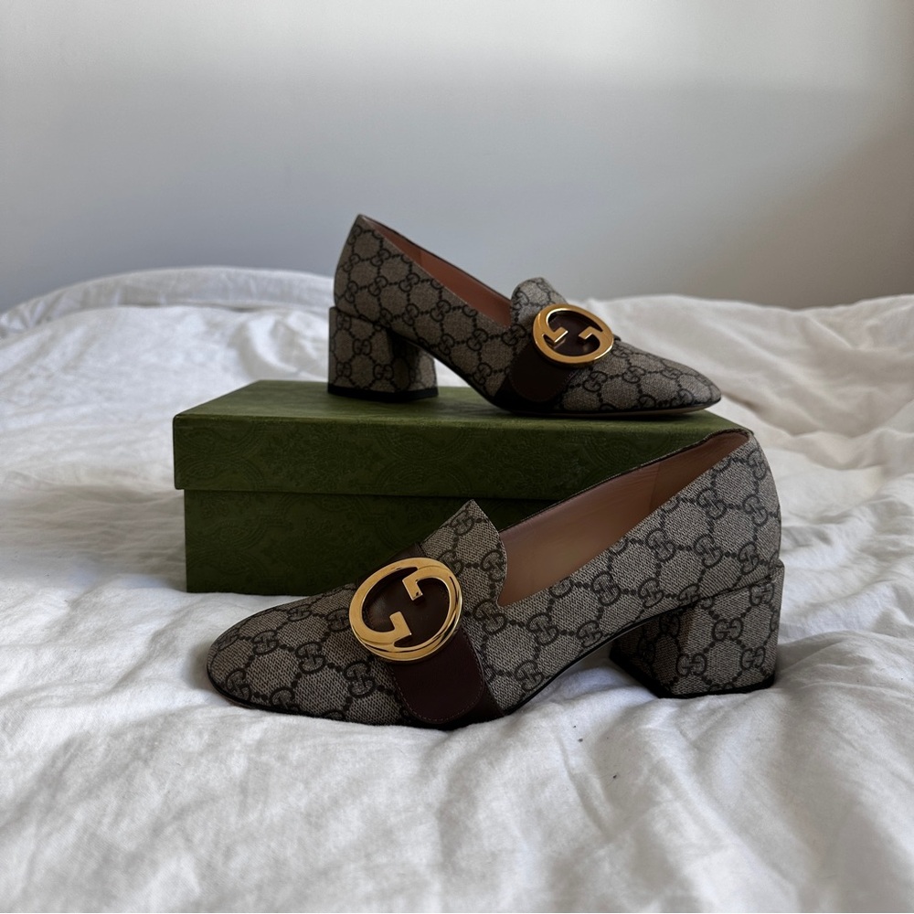 Gucci Blondie Pumps signature 1970s monogram pattern brown gold